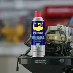Smar litowy WD-40 Specialist – idealne smarowanie dla części metalowych, odporne na wodę i rdzę.